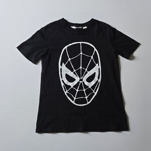 H&M and Marvel Collaboration/White‎ T-Shirt with Spiderman Graphic/Size 8/10